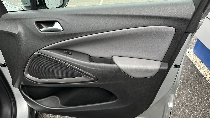 Opel Crossland X - 1.2I TURBO - 110 S&S INNOVATION