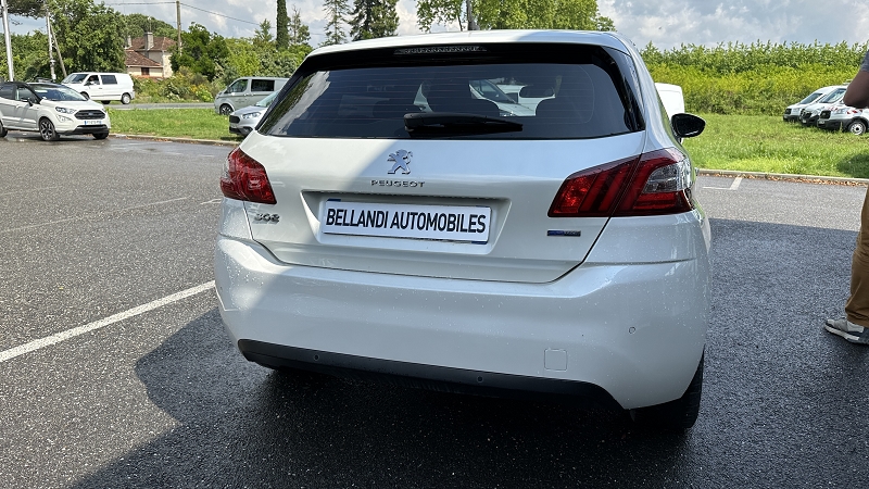 Peugeot 308 - ALLURE 1.2 PURETECH 110